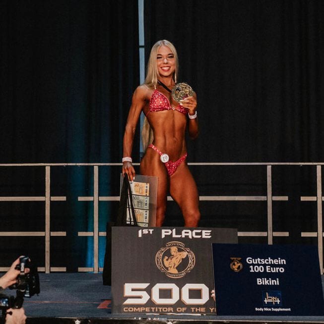 Sieger Women's Bikini Karin Belloyova